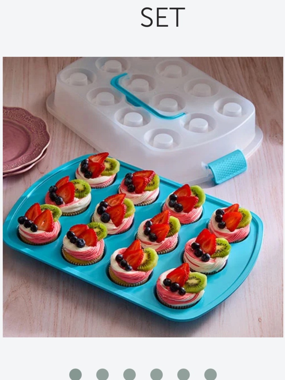 Pampered Chef Cupcake Pan and Carrier set, new in box